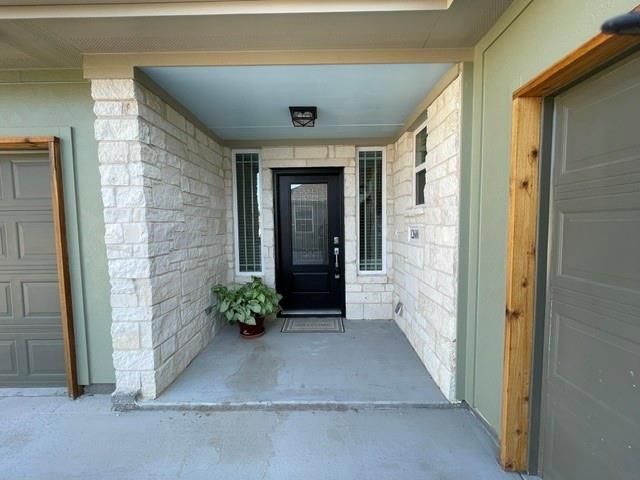 12600 Plassmeyer