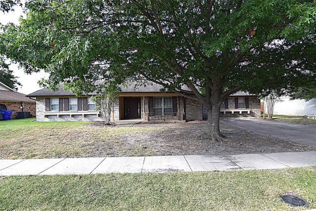 719 Bowie St — Heritage Hill 2