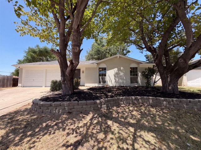 6601 Oaklawn Dr — Watauga Heights East