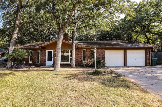 1233 Kathryn St — Hurst Hills Add