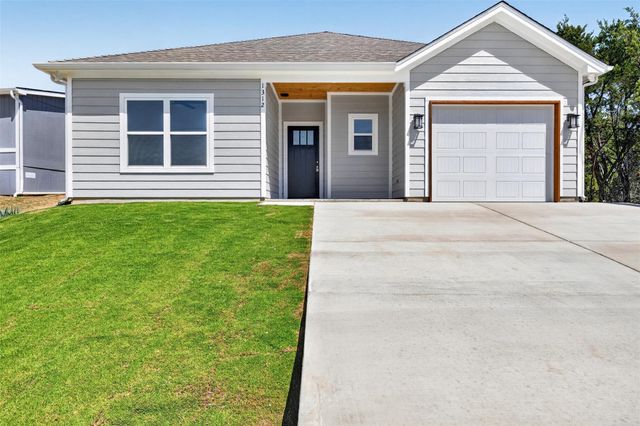 1312 Phoenix Ct — Comanche Cove Sub Sec C