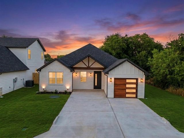 5555 Mercedes Cir — Canyon Creek