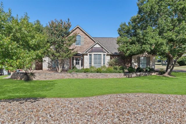 9106 Bellechase Rd — Pecan Plantation