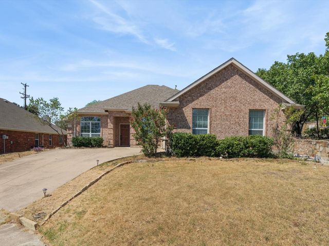 1305 Clear Meadow Ct — Shores North Ph 6