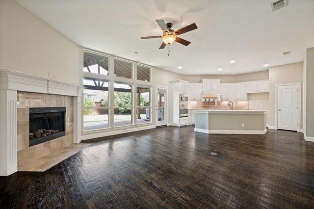 850 Woodview Dr — Gentle Creek Estates Ph Four