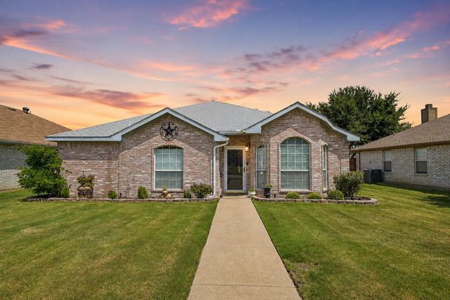 3209 Welch Ln — Davis Estates
