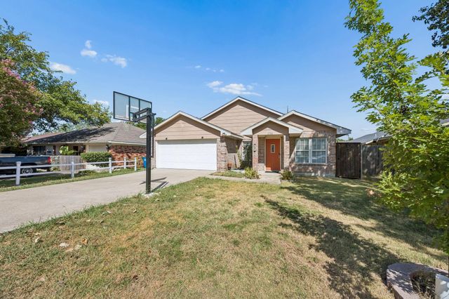 594 Trout St — Rockwall Lake Estate #1