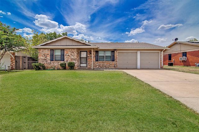 509 NW Renfro St — Crestmoor Park