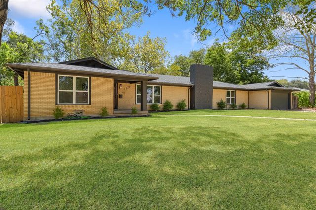 7320 Briley Dr — North Richland Hills Add