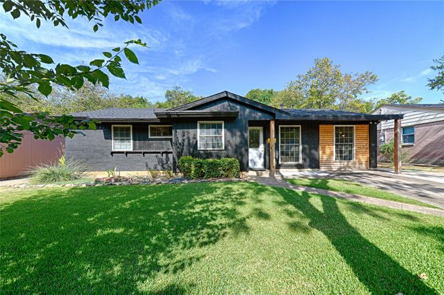1339 Winding Trl — Fairmeadows Add 04