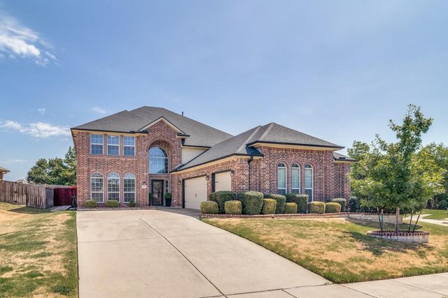 302 Highland Valley Ct — Woodbridge Ph9