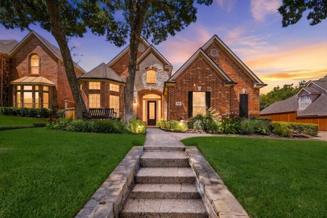 708 Lakeway Dr — Retreat At Hidden Lakes The