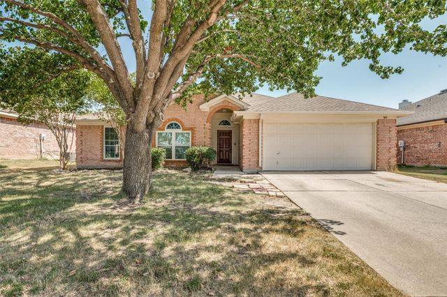 540 Cambridge Dr — Willowstone Estates