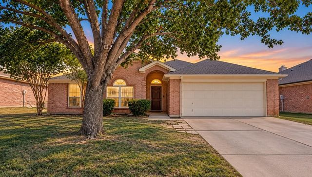 540 Cambridge Dr — Willowstone Estates