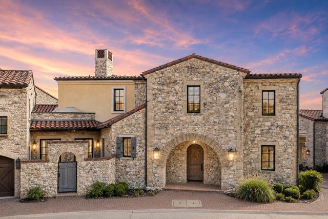 9 Catalonia Dr — Westlake Entrada
