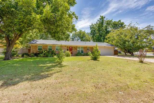 314 Bernice Ct — Gardens