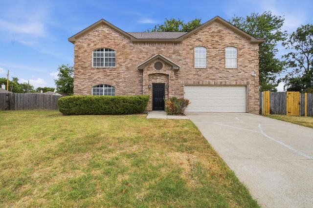 1512 Yellowbird Ct — Mockingbird Hill Sec 03
