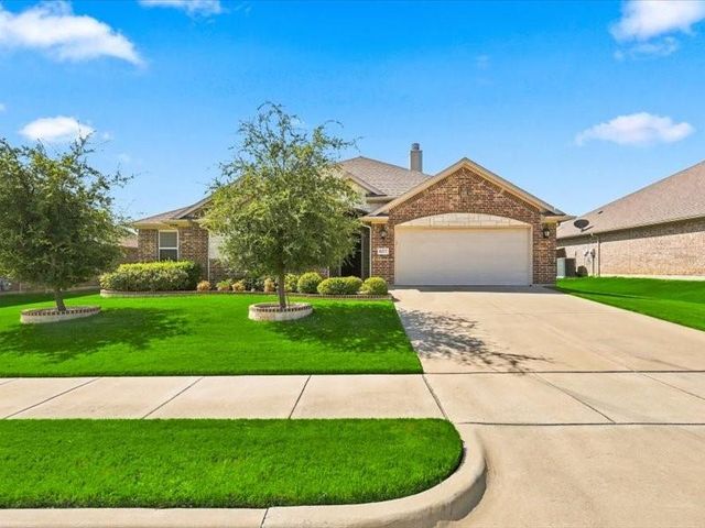 637 Piper Dr — Willow Vista Estates