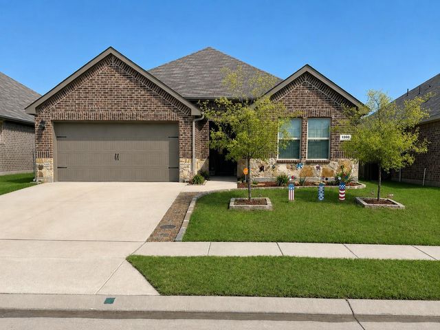 1200 Fairbanks Dr — Stonewyck Farms Ph 1