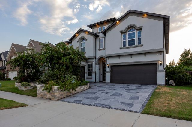 10081 Oxbow