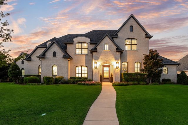 2201 Hanna Ct — Estates Of Somercrest