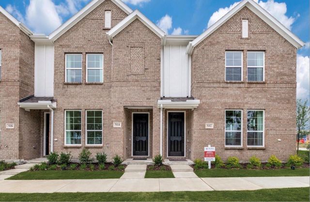 5114 Heritage St — Heritage Village