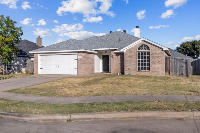 607 Meadowbrook Dr — Creekside Add Ph 04
