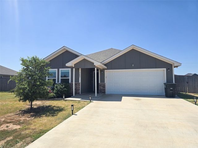 3609 Yamini Dr — Forrest Meadows Add