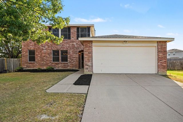 1404 Sunflower Ct — Burleson Meadows