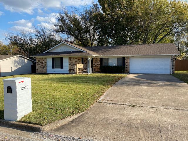 1205 S Valentine Dr — Casa Linda 5th Add