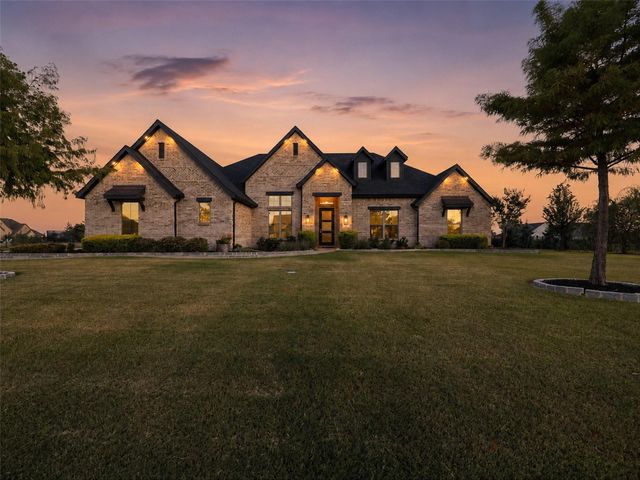 3051 Kessler Dr — Highland Crossing