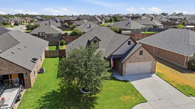1813 Town Creek Cir — Town Creek