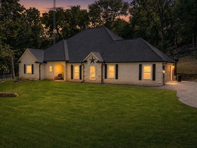 113 Oak Branch Ct — Oak Branch Ranch