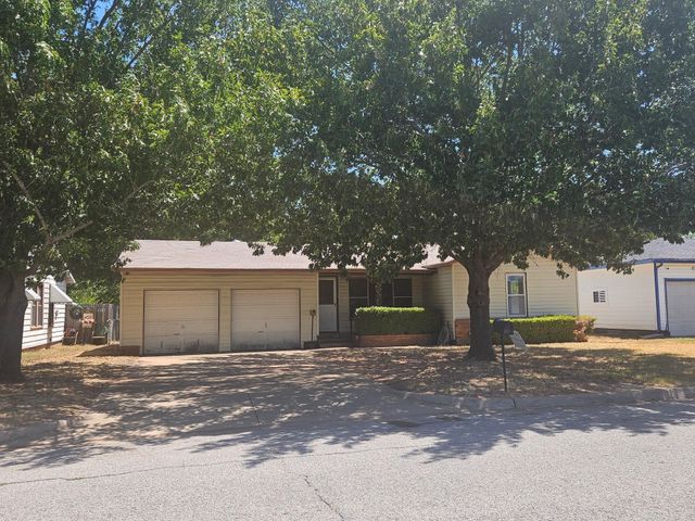 540 Harrison Ln — Bellvue Add