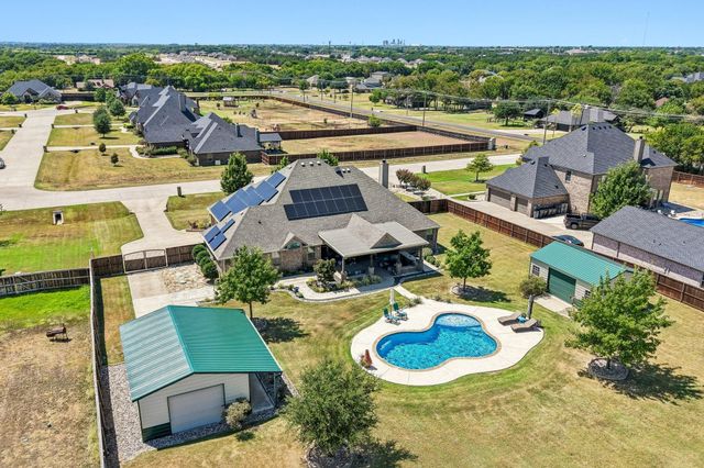 620 Cross Creek Dr — Bob White Estates Ph 2