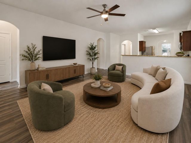 1205 Juniper Dr — Cypress Bend 3