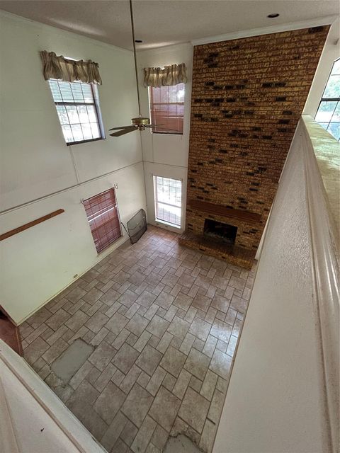 544 Renee Ln — South Meadows Sec 04