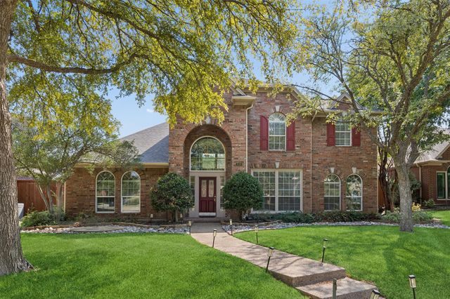 849 Shorewood Dr — Waterside Estates