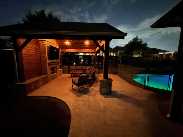 1100 Berrydale