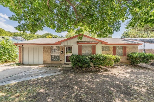 1346 Winding Trl — Fairmeadows 04