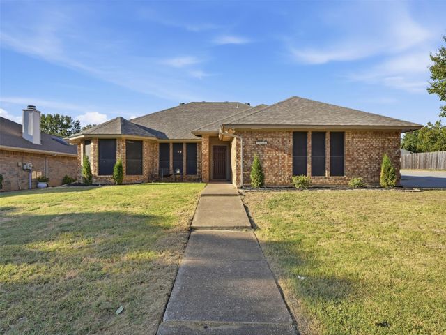 7525 Sean Dr — Fox Hollow Add