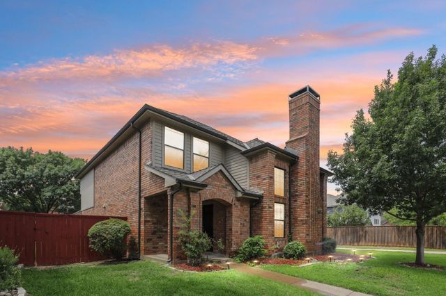 719 Woodlake Dr — Villages of Coppell Ph 01
