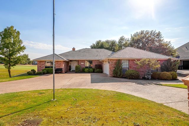 8810 Bellechase Rd — Pecan Plantation