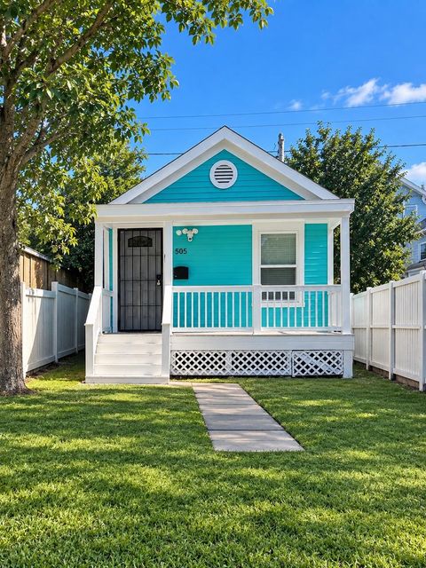 2505 Avenue L — Galveston Townsite