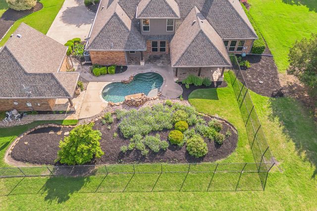 275 Savannah Hl — South Ridge Add