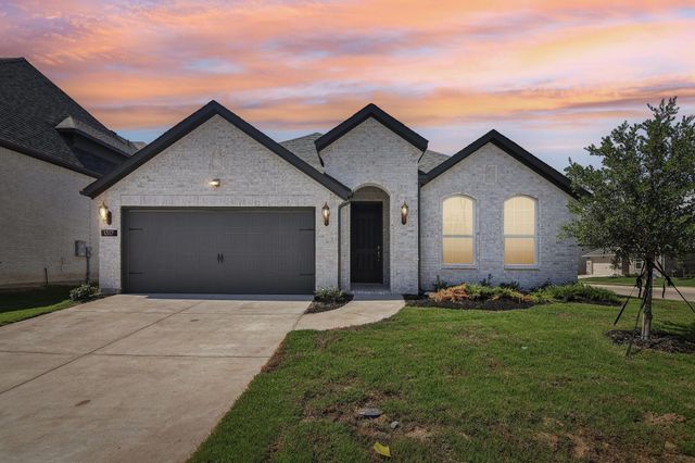 1317 Renato Dr — Anncapri