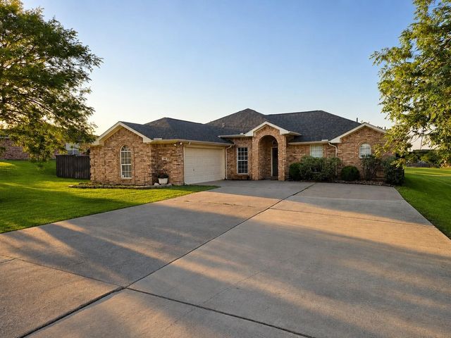 105 Hillside Dr — Willock Hill Add