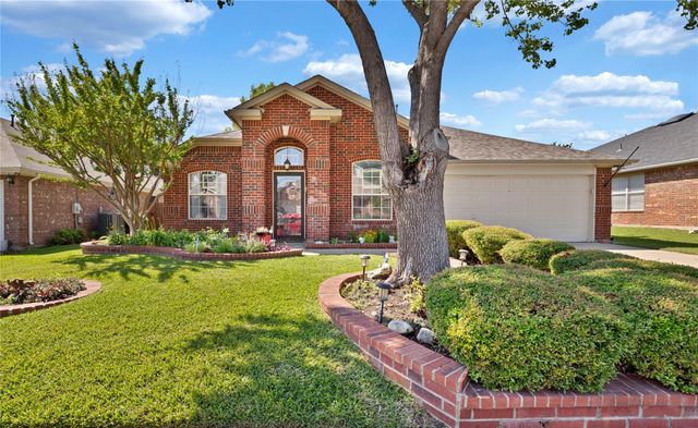 1065 Springhill Dr — Parkwest