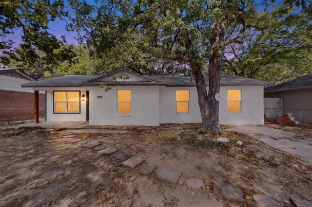 3029 Forestdale