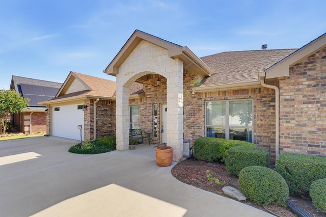 3225 White Oaks Dr — Silver Oaks Sub